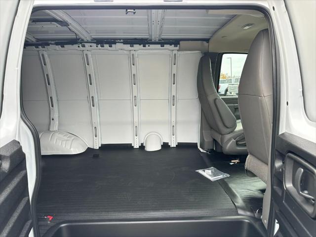 2025 Chevrolet Express Cargo Van RWD 2500 Regular Wheelbase WT