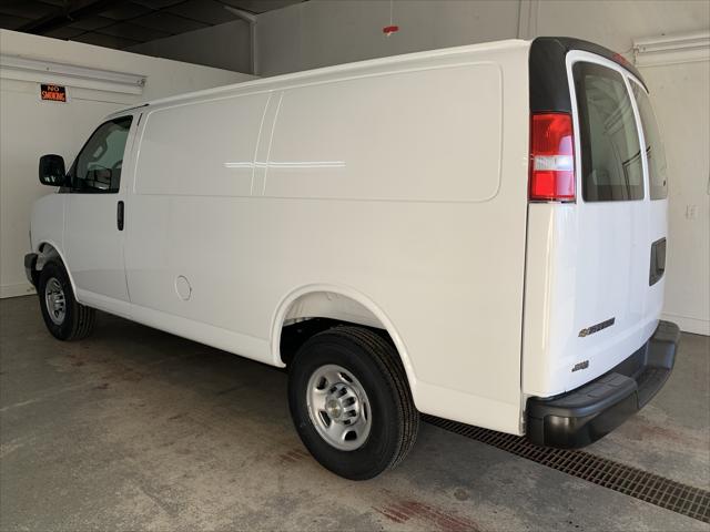 2025 Chevrolet Express Cargo Van RWD 2500 Regular Wheelbase WT