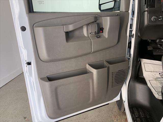 2025 Chevrolet Express Cargo Van RWD 2500 Regular Wheelbase WT