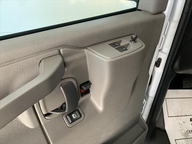 2025 Chevrolet Express Cargo Van RWD 2500 Regular Wheelbase WT