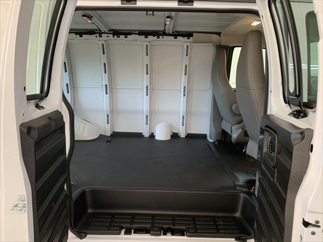 2025 Chevrolet Express Cargo Van RWD 2500 Regular Wheelbase WT