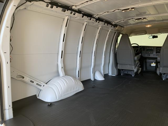 2025 Chevrolet Express Cargo Van RWD 2500 Regular Wheelbase WT