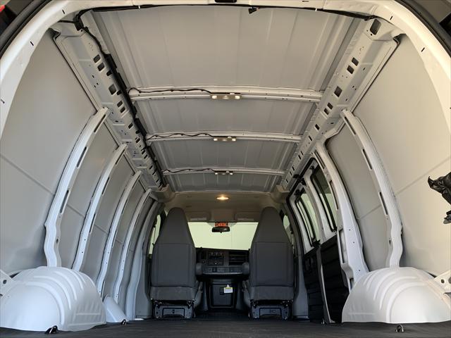 2025 Chevrolet Express Cargo Van RWD 2500 Regular Wheelbase WT