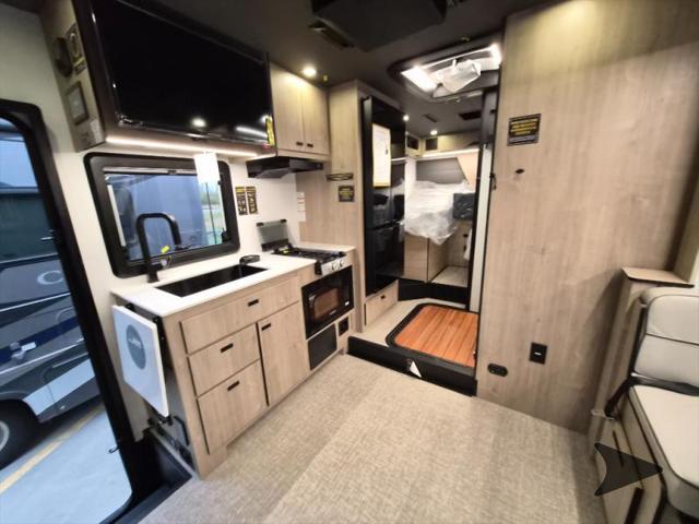 2026 Mercedes-Benz Sprinter 4500 Chassis Standard Roof 4-Cyl Diesel HO