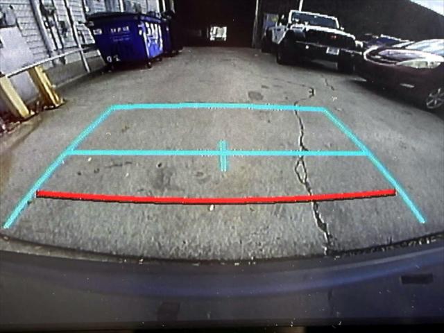 2022 Toyota Corolla Cross LE [26]