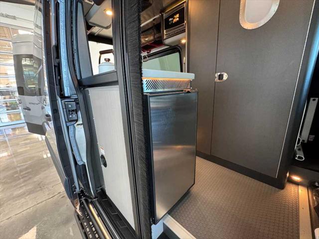 2026 Mercedes-Benz Sprinter 2500 Standard Roof 4-Cyl Diesel HO