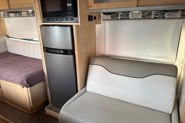 2017 Ford Transit Cutaway T-350 DRW 156 WB 10360 GVWR