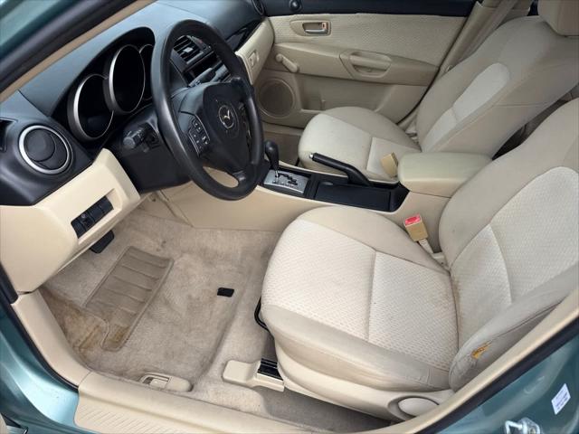 2004 Mazda Mazda3 i