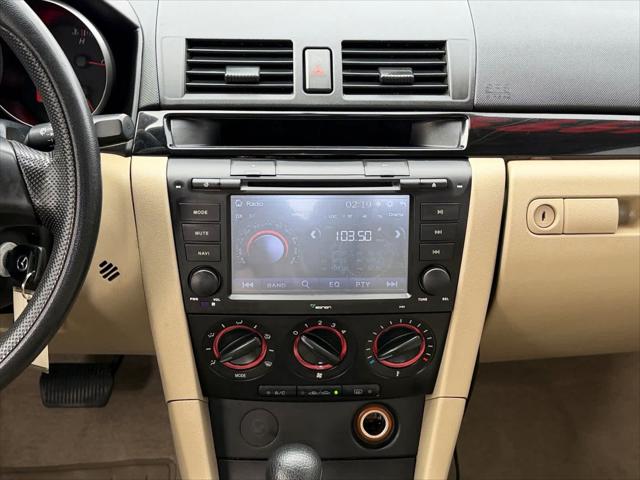 2004 Mazda Mazda3 i