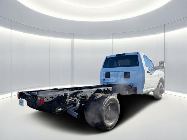 2026 RAM Ram 3500 Chassis Cab RAM 3500 TRADESMAN CHASSIS REGULAR CAB 4X4 84 CA 2026 RAM Ram 3500 Chassis Cab RAM 3500 TRADESMAN CHASSIS REGULAR CAB 4X4 84 CA