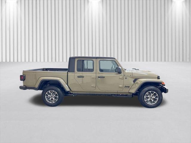 2026 Jeep Gladiator GLADIATOR SPORT S 4X4