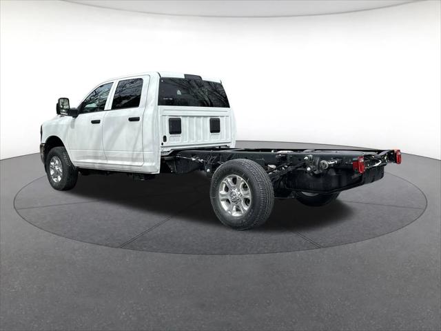 2026 RAM Ram 3500 Chassis Cab RAM 3500 TRADESMAN CREW CAB CHASSIS 4X4 60 CA 2026 RAM Ram 3500 Chassis Cab RAM 3500 TRADESMAN CREW CAB CHASSIS 4X4 60 CA
