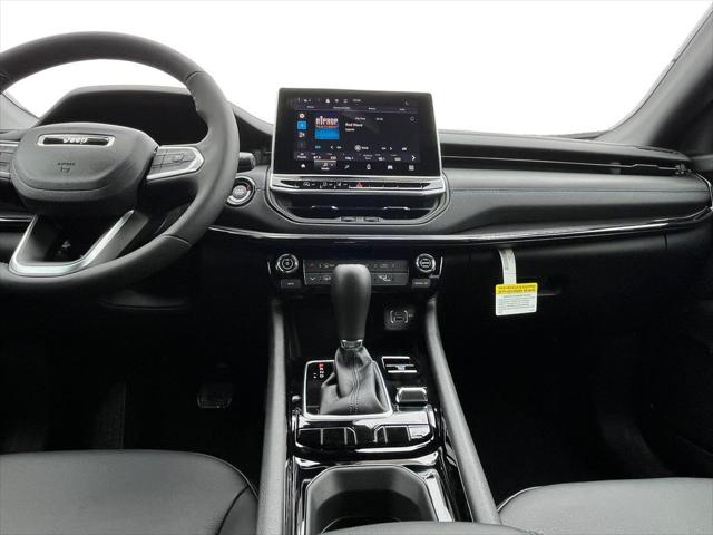 2026 Jeep Compass COMPASS LATITUDE ALTITUDE 4X4 2026 Jeep Compass COMPASS LATITUDE ALTITUDE 4X4