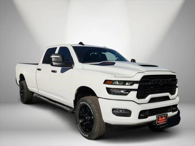 2026 RAM Ram 2500 RAM 2500 BLACK EXPRESS CREW CAB 4X4 8 BOX