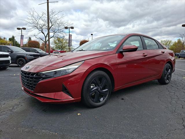 2023 Hyundai Elantra Hybrid Blue 2023 Hyundai Elantra Hybrid Blue