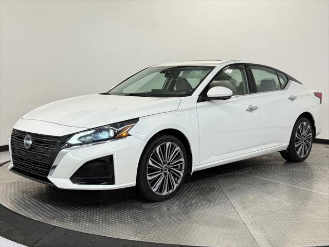 2023 Nissan Altima SL Intelligent AWD 2023 Nissan Altima SL Intelligent AWD