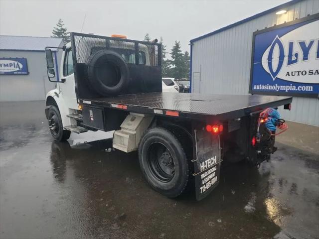 2004 Freightliner M2 M2 106 Business Class Regular Cab
