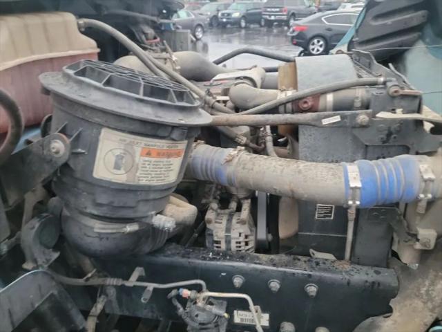 2004 Freightliner M2 M2 106 Business Class Regular Cab