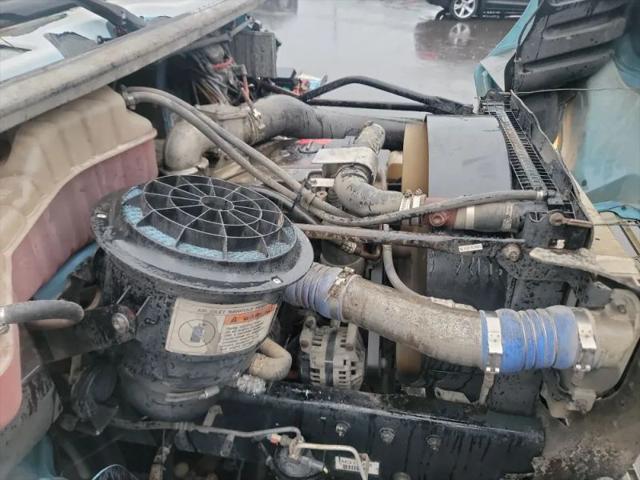 2004 Freightliner M2 M2 106 Business Class Regular Cab