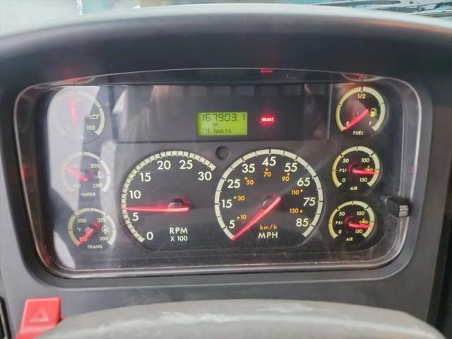 2004 Freightliner M2 M2 106 Business Class Regular Cab