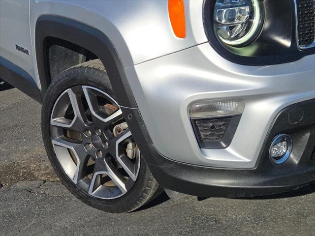 2021 Jeep Renegade Latitude 4X4 2021 Jeep Renegade Latitude 4X4