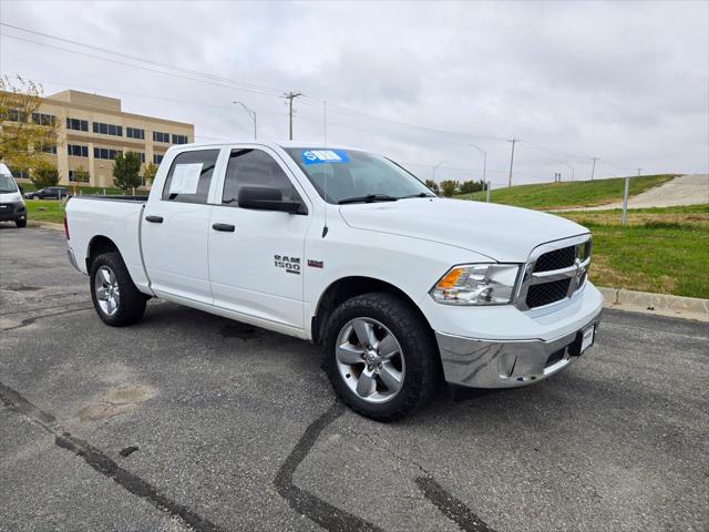 2019 RAM 1500 Classic Tradesman Crew Cab 4x4 57 Box 2019 RAM 1500 Classic Tradesman Crew Cab 4x4 57 Box