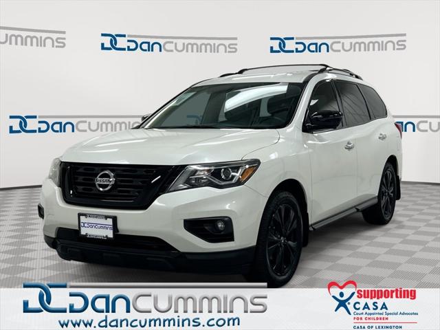 2018 Nissan Pathfinder SL 2018 Nissan Pathfinder SL