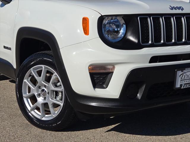 2023 Jeep Renegade Latitude 4x4 2023 Jeep Renegade Latitude 4x4