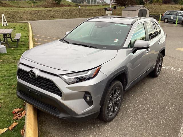 2025 Toyota RAV4 Hybrid XLE Premium