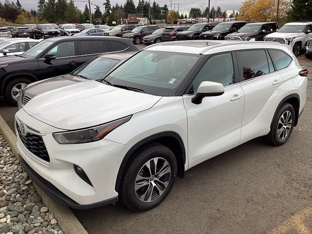 2024 Toyota Highlander XLE 2024 Toyota Highlander XLE