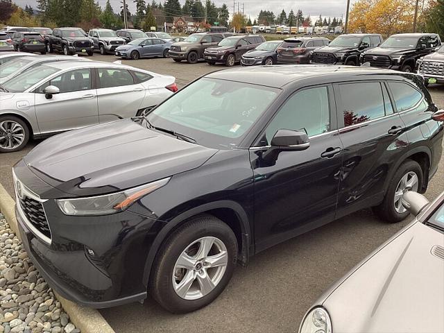 2024 Toyota Highlander LE 2024 Toyota Highlander LE