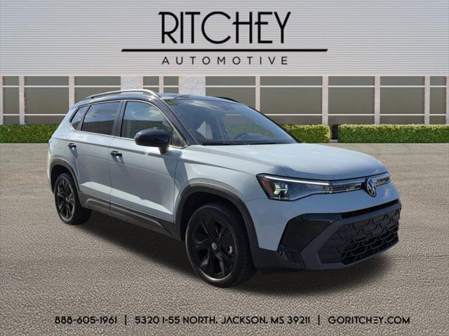2025 Volkswagen Taos SE Black for sale in Southaven, MS