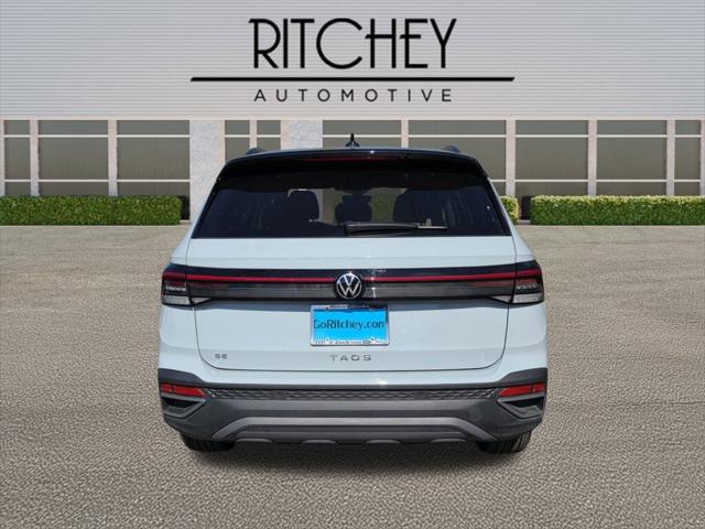 2025 Volkswagen Taos SE Black