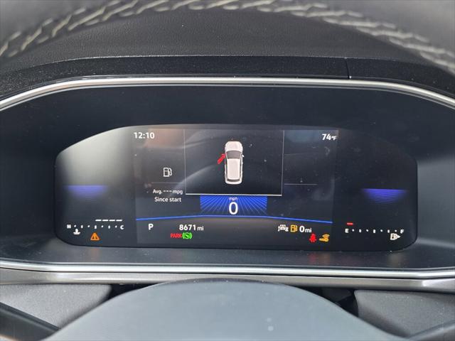 2025 Volkswagen Taos SE Black