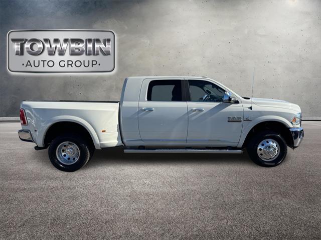2017 RAM 3500 Limited Mega Cab 4x4 64 Box 2017 RAM 3500 Limited Mega Cab 4x4 64 Box