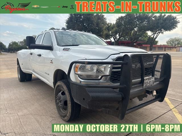 2020 RAM 3500 Tradesman Crew Cab 4x4 8 Box 2020 RAM 3500 Tradesman Crew Cab 4x4 8 Box