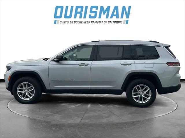 2023 Jeep Grand Cherokee L Laredo 4x4 2023 Jeep Grand Cherokee L Laredo 4x4