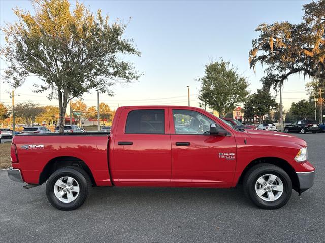 2023 RAM 1500 Classic SLT Crew Cab 4x4 57 Box 2023 RAM 1500 Classic SLT Crew Cab 4x4 57 Box