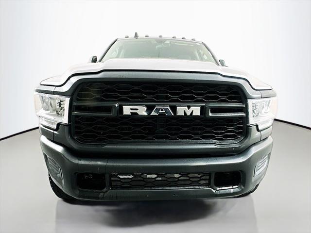 2020 RAM 2500 Tradesman Crew Cab 4X4 8 Box 2020 RAM 2500 Tradesman Crew Cab 4X4 8 Box