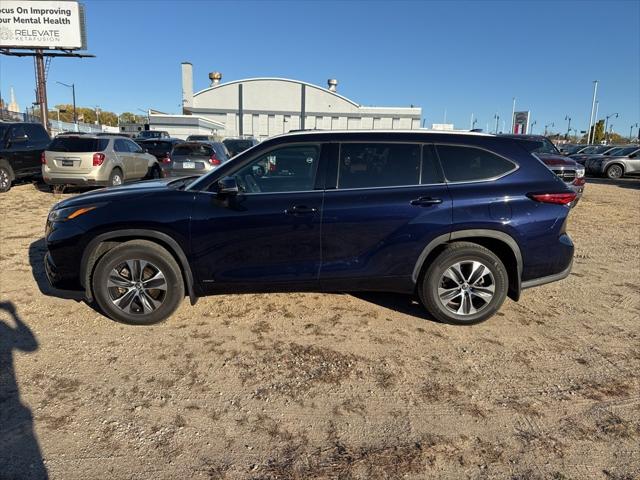 2022 Toyota Highlander Hybrid XLE 2022 Toyota Highlander Hybrid XLE