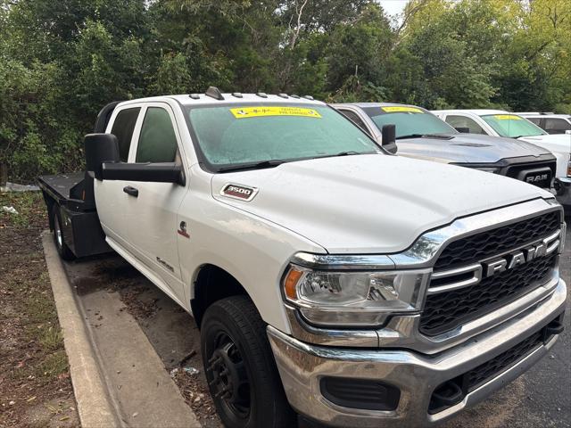 2022 RAM 3500 Chassis Tradesman/SLT/Laramie/Limited 2022 RAM 3500 Chassis Tradesman/SLT/Laramie/Limited