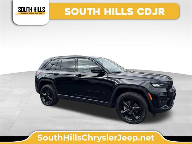 2023 Jeep Grand Cherokee Altitude 4x4 2023 Jeep Grand Cherokee Altitude 4x4