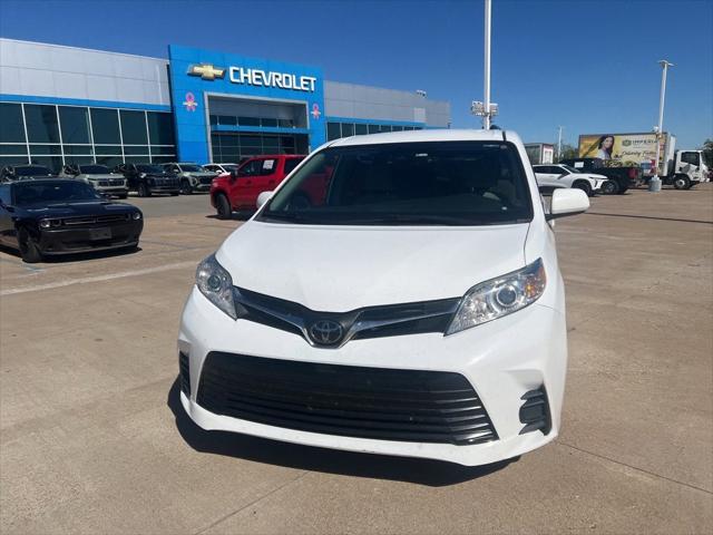 2019 Toyota Sienna LE 7 Passenger 2019 Toyota Sienna LE 7 Passenger