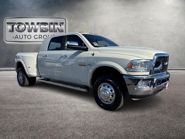 2017 RAM 3500 Limited Mega Cab 4x4 64 Box 2017 RAM 3500 Limited Mega Cab 4x4 64 Box