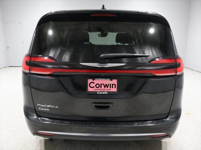 2021 Chrysler Pacifica Touring 2021 Chrysler Pacifica Touring