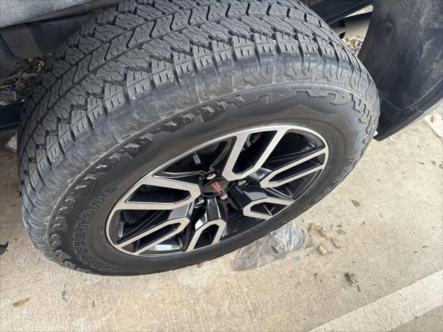 2025 GMC Sierra 1500 4WD Crew Cab Short Box AT4