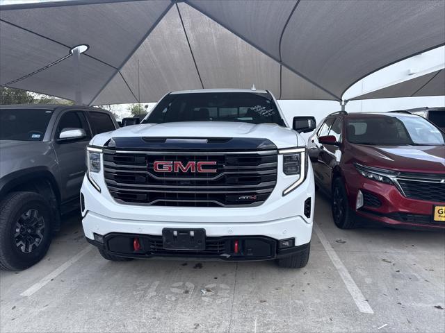 2025 GMC Sierra 1500 4WD Crew Cab Short Box AT4