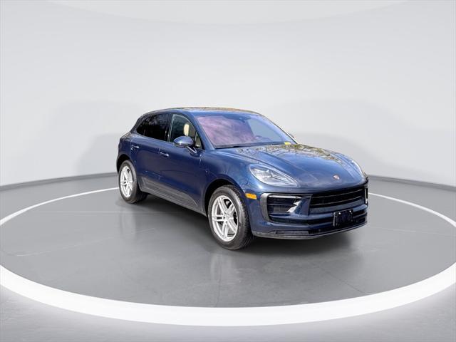 2022 Porsche Macan Base