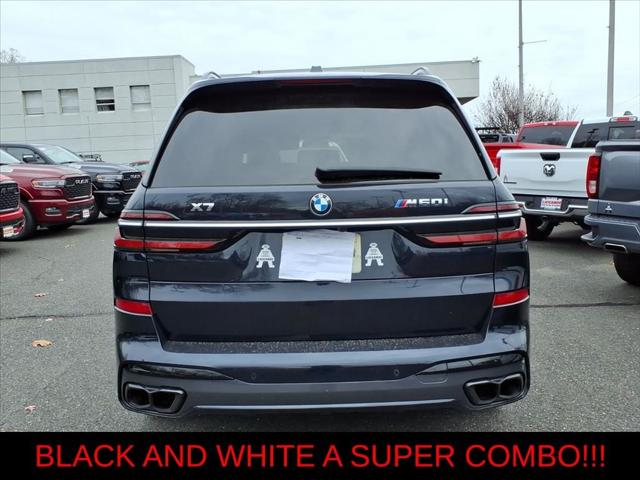 2023 BMW X7 M60i
