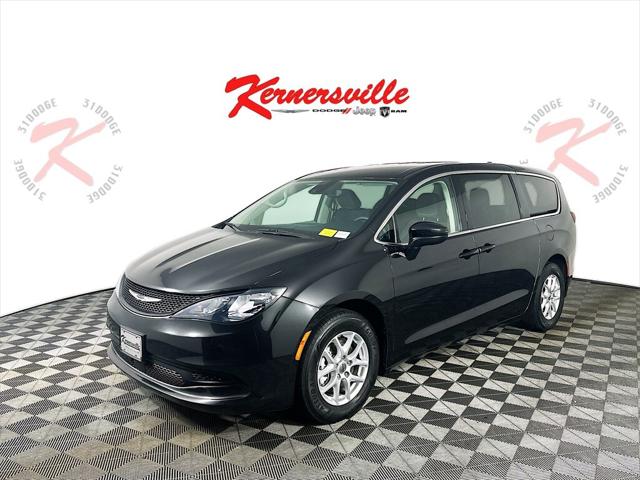 2023 Chrysler Voyager LX 2023 Chrysler Voyager LX